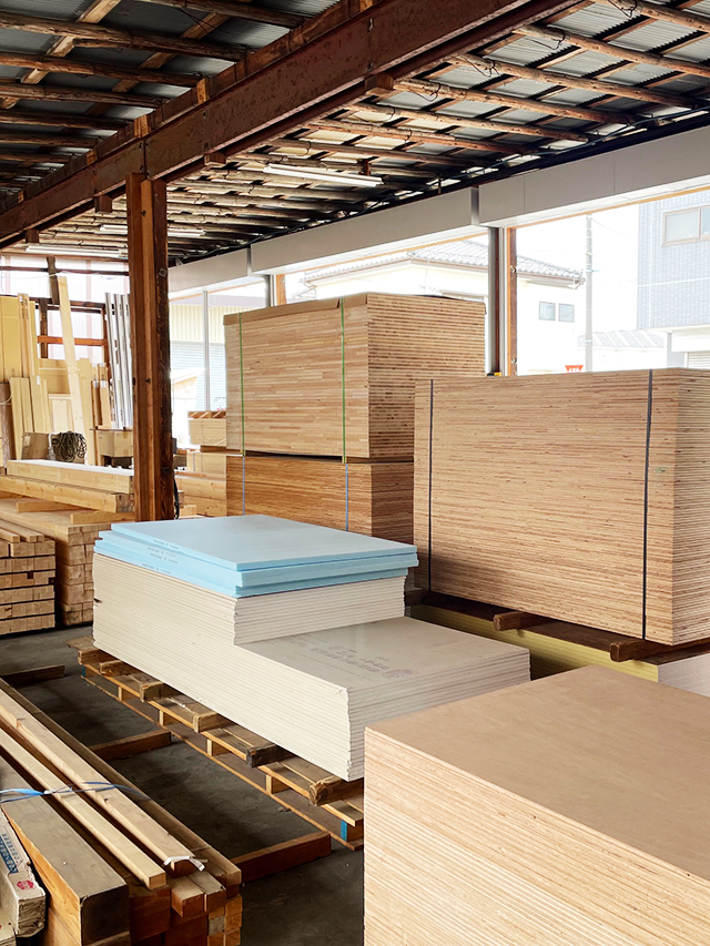 埼玉県戸田市の木造建築の資材、住宅機器・設備の卸販売を行う株式会社峰岸材木店